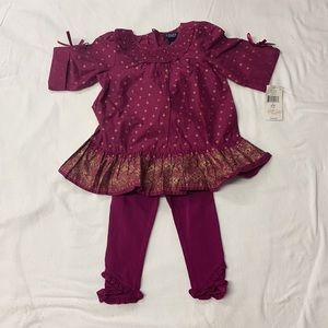 Chaps 2pc pant set size 3T
